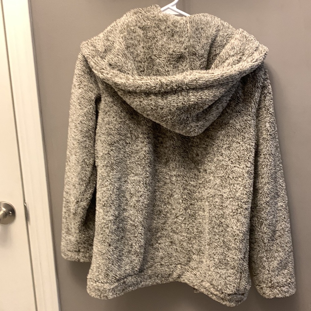Fuzzy brown/white jacket - Picture 4 of 6